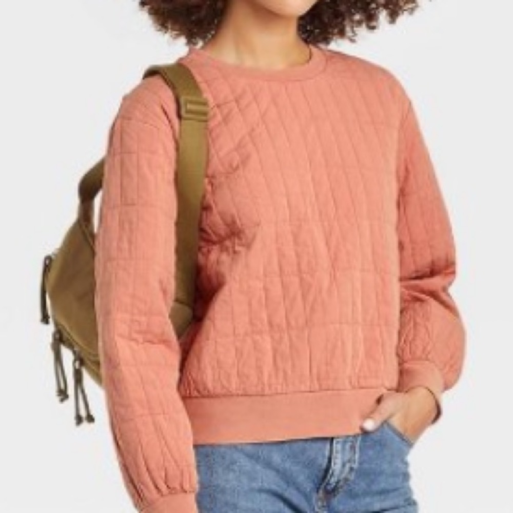NWT Quilted Pullover Sweatshirt. Coral orange. Size XL